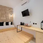 Old Town Senses Boutique Готель 3*