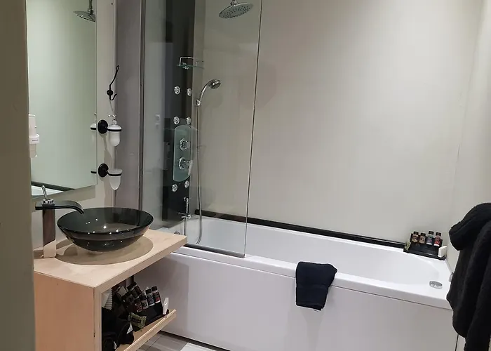 Old Town Senses Boutique Готель